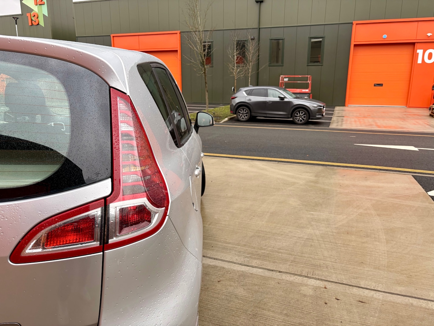 Used Renault Scenic 2012 for sale - 77617359: Photo 10