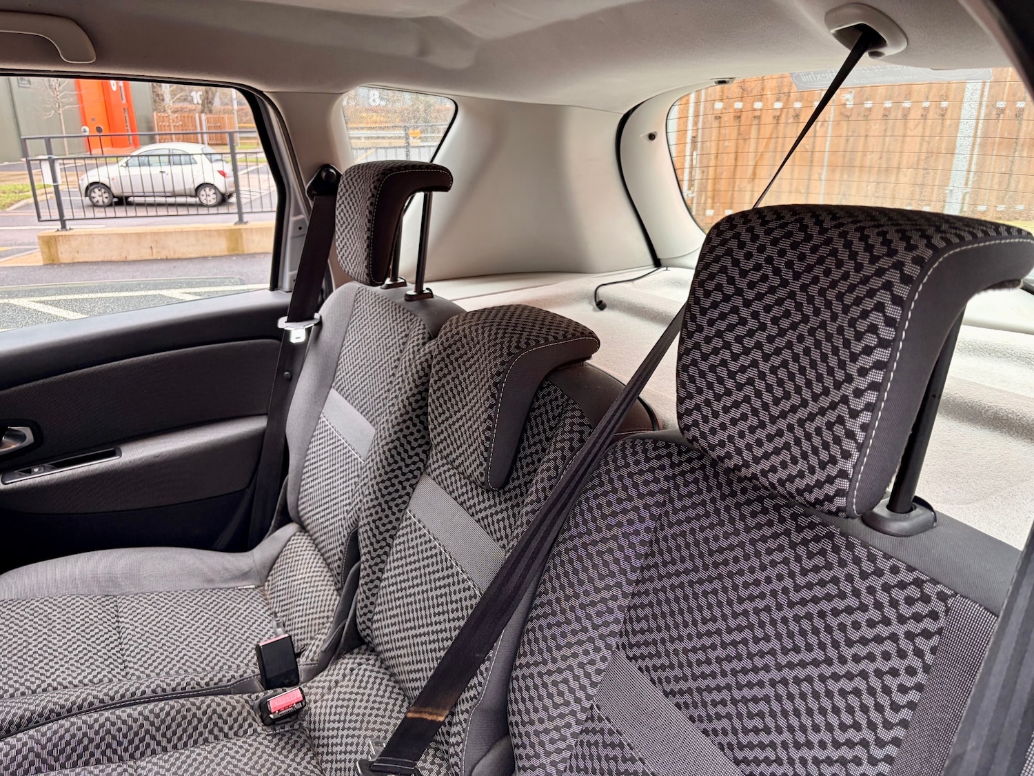 Used Renault Scenic 2012 for sale - 77617359: Photo 18