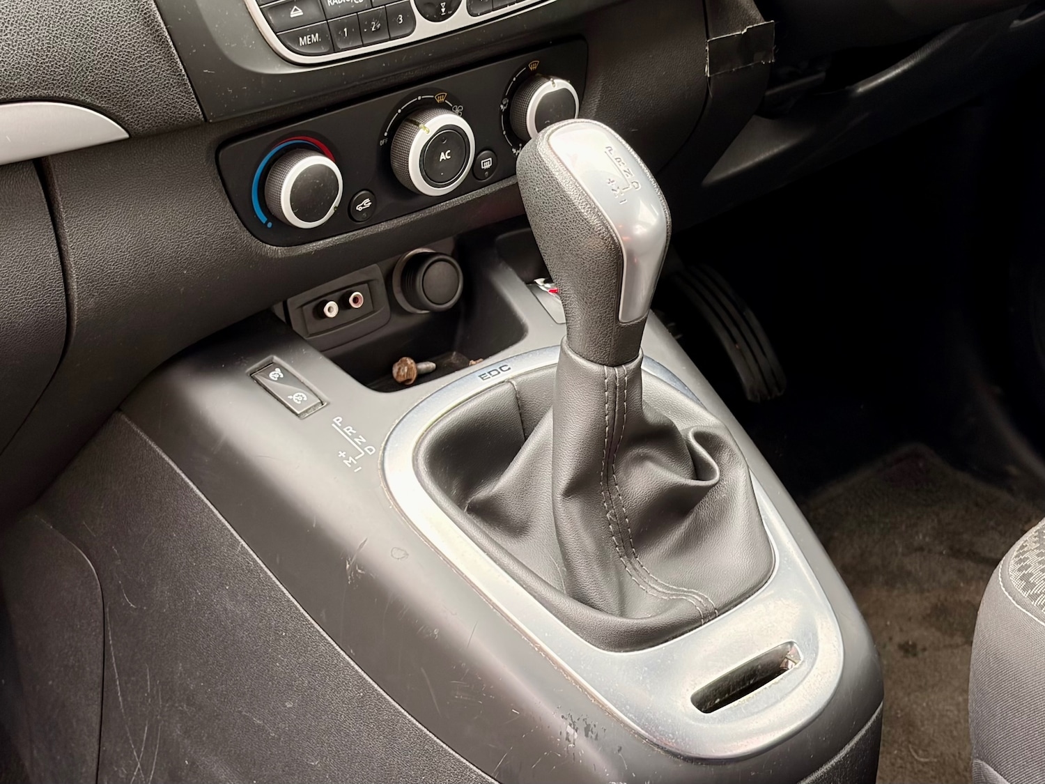 Used Renault Scenic 2012 for sale - 77617359: Photo 21