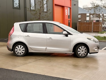 Used Renault Scenic 2012 for sale - 77617359: Photo