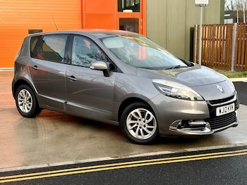 Used Renault Scenic 2013 for sale - 77522372: Photo