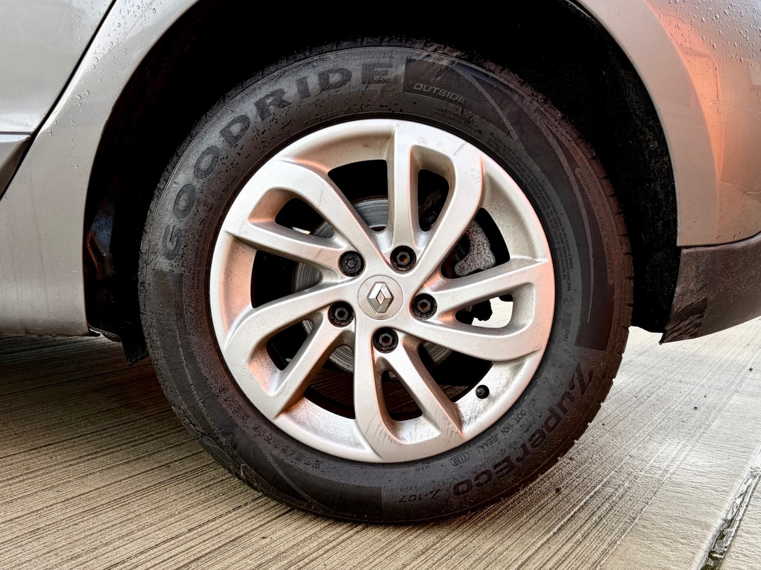 Used Renault Scenic 2013 for sale - 77522372: Photo 7