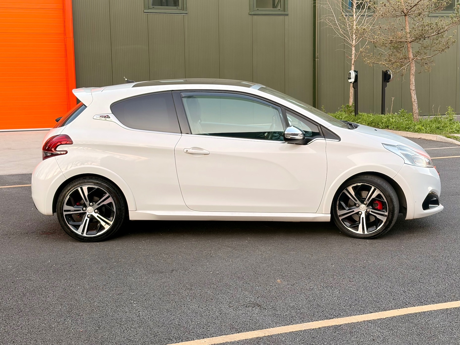 Used Peugeot 208 2016 for sale - 77980788: Photo 10