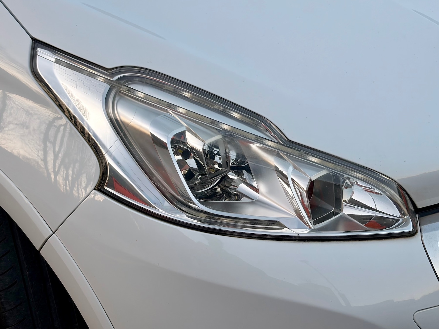 Used Peugeot 208 2016 for sale - 77980788: Photo 13