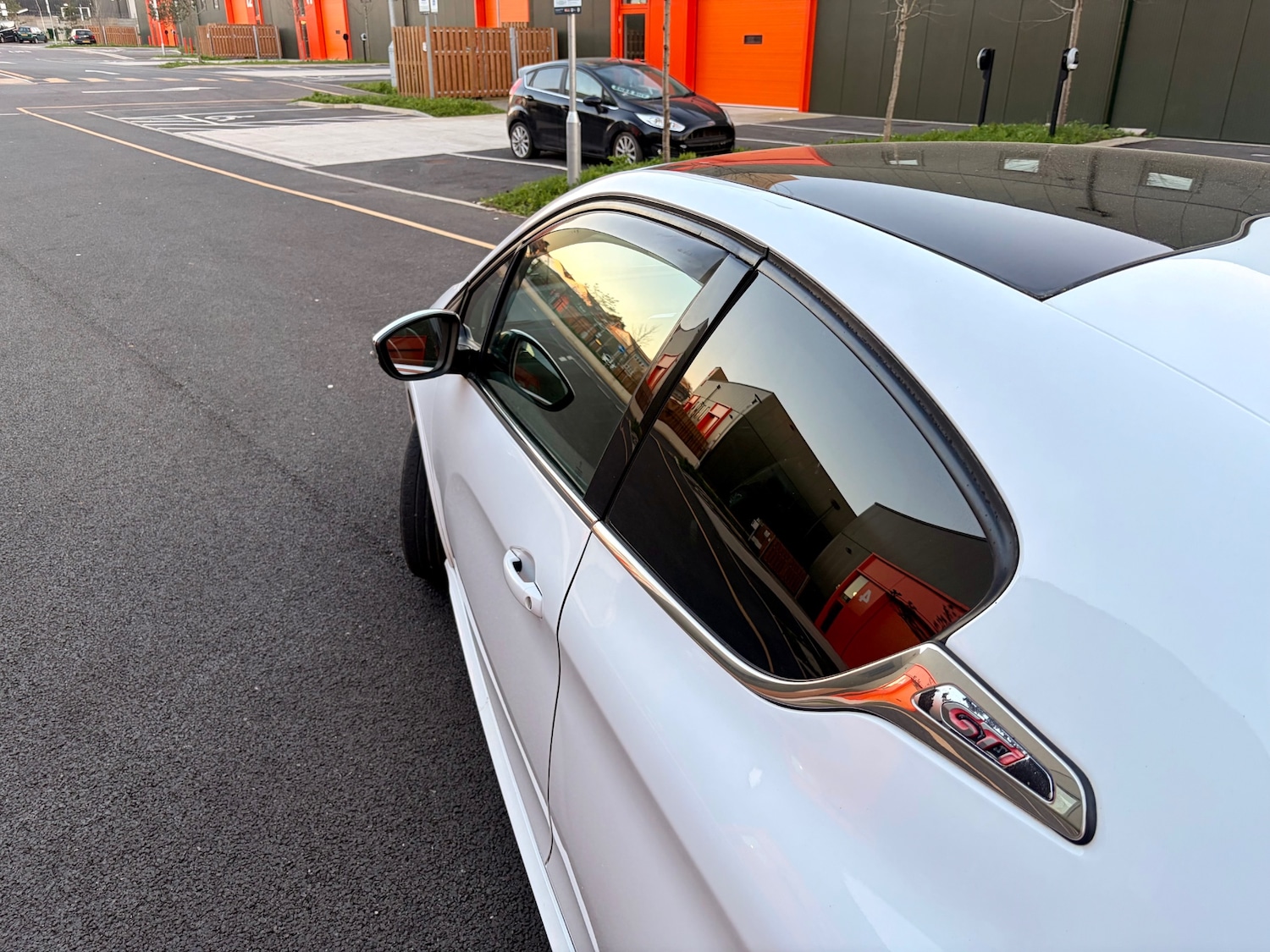 Used Peugeot 208 2016 for sale - 77980788: Photo 15