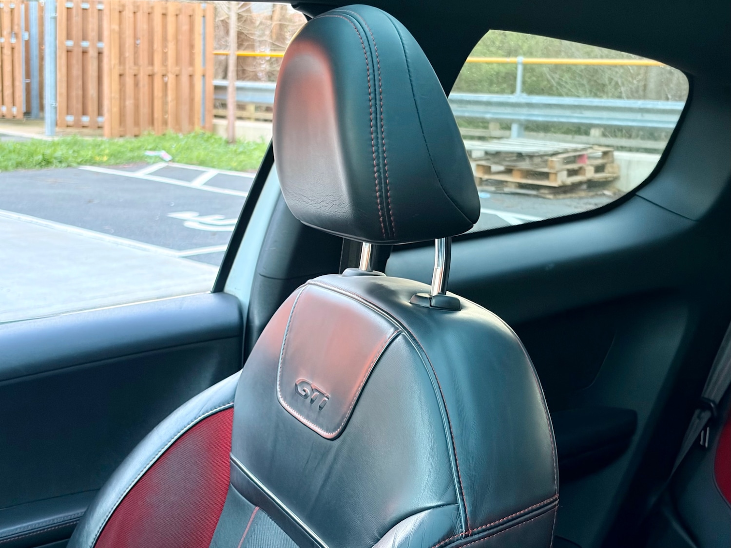 Used Peugeot 208 2016 for sale - 77980788: Photo 23