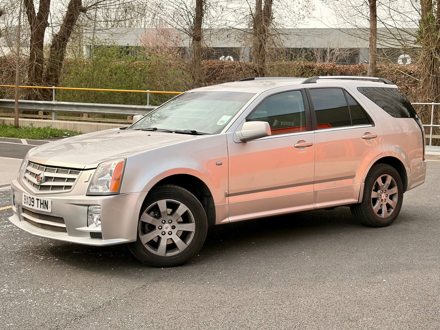 Used Cadillac SRX 2010 for sale - 77988601: Photo 2