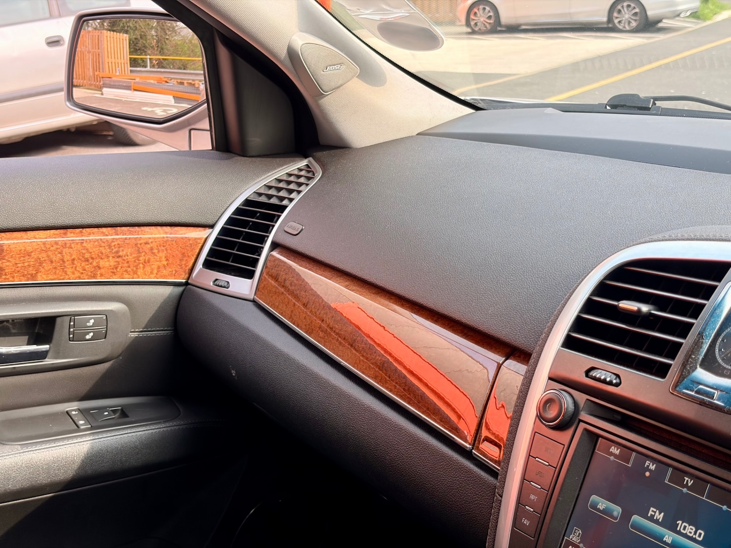 Used Cadillac SRX 2010 for sale - 77988601: Photo 28