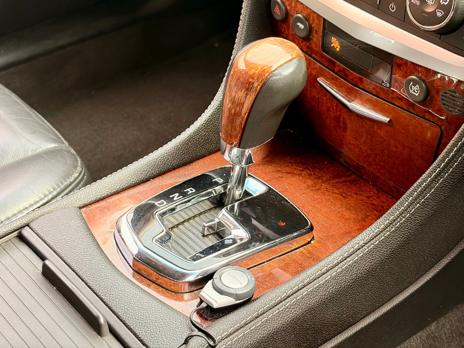 Used Cadillac SRX 2010 for sale - 77988601: Photo 29