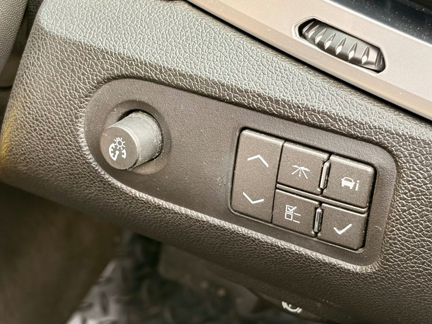 Used Cadillac SRX 2010 for sale - 77988601: Photo 32