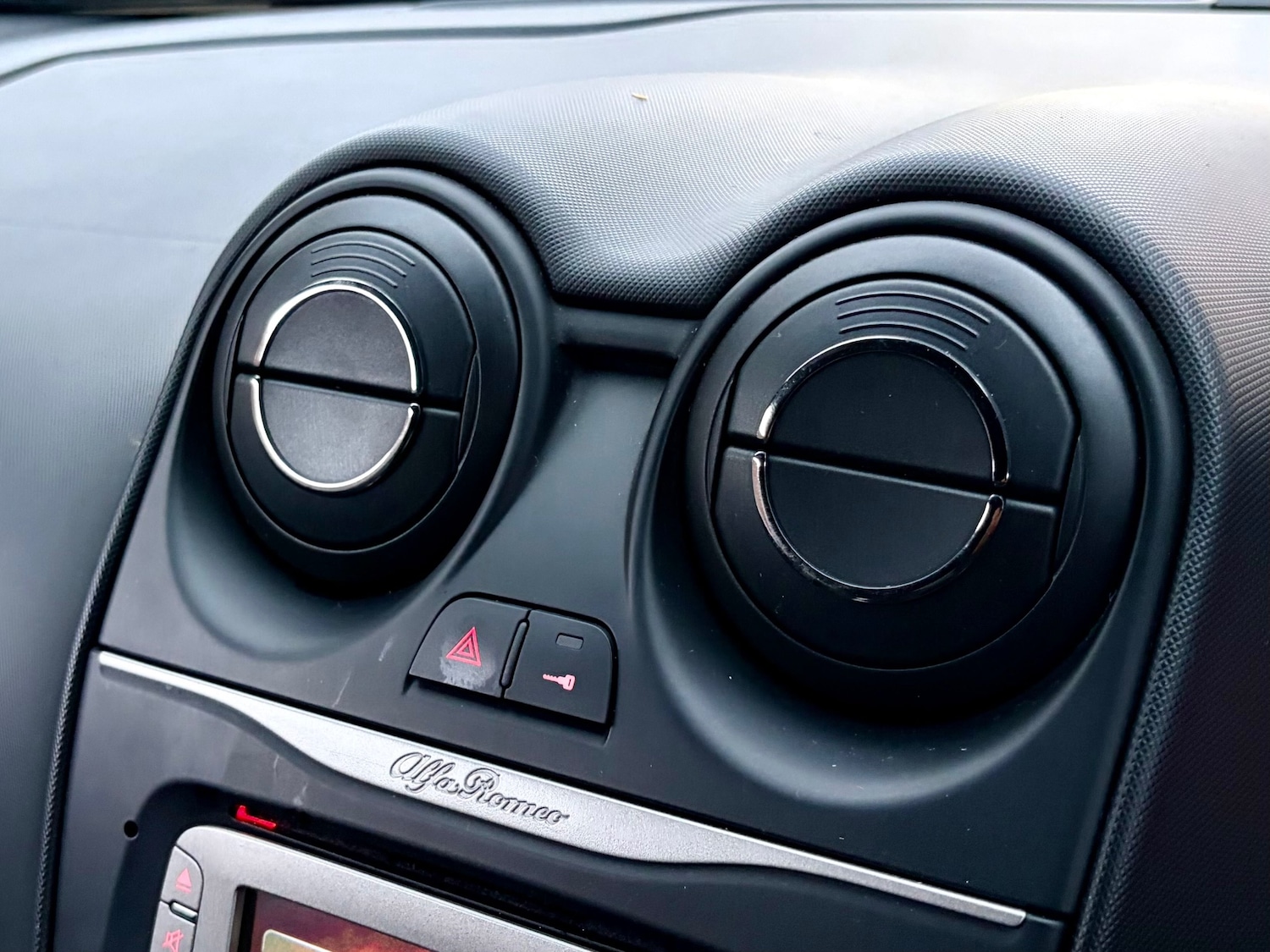 Used Alfa Romeo MiTo 2015 for sale - 77023971: Photo 20