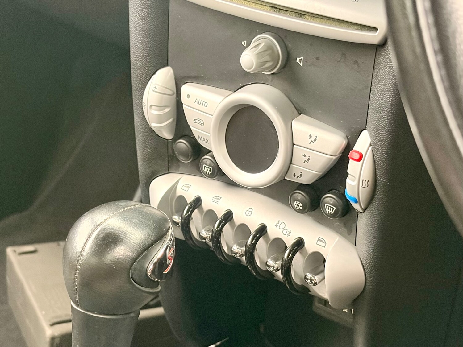 Used MINI Hatch 2010 for sale - 78140595: Photo 22