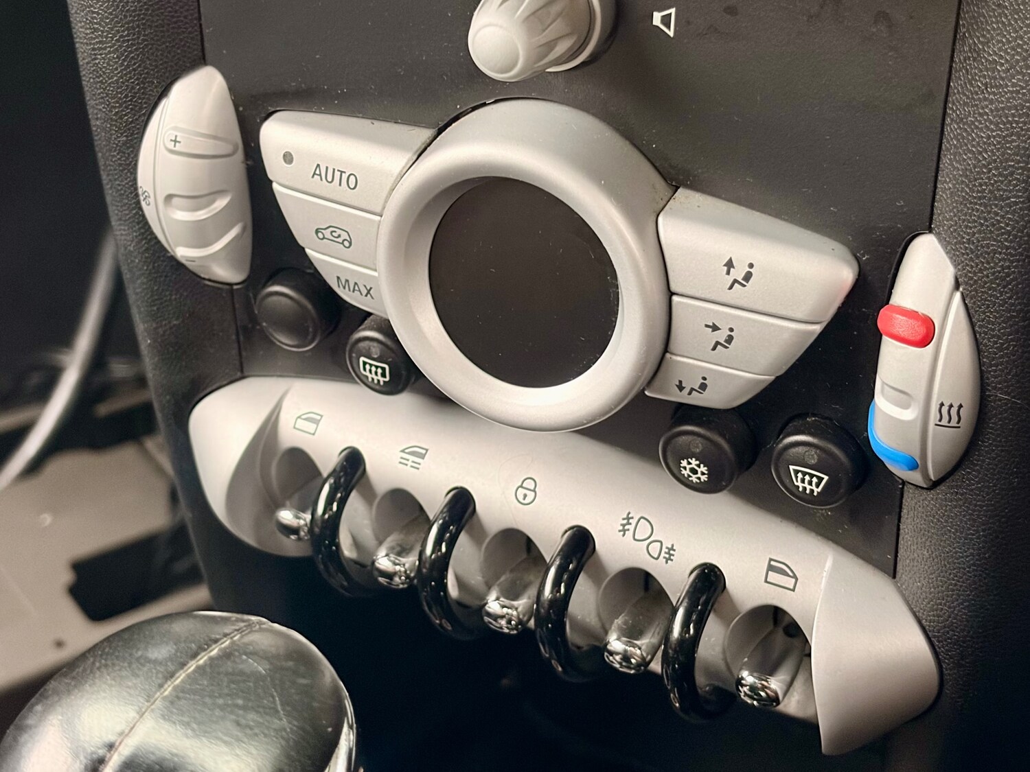 Used MINI Hatch 2010 for sale - 78140595: Photo 27