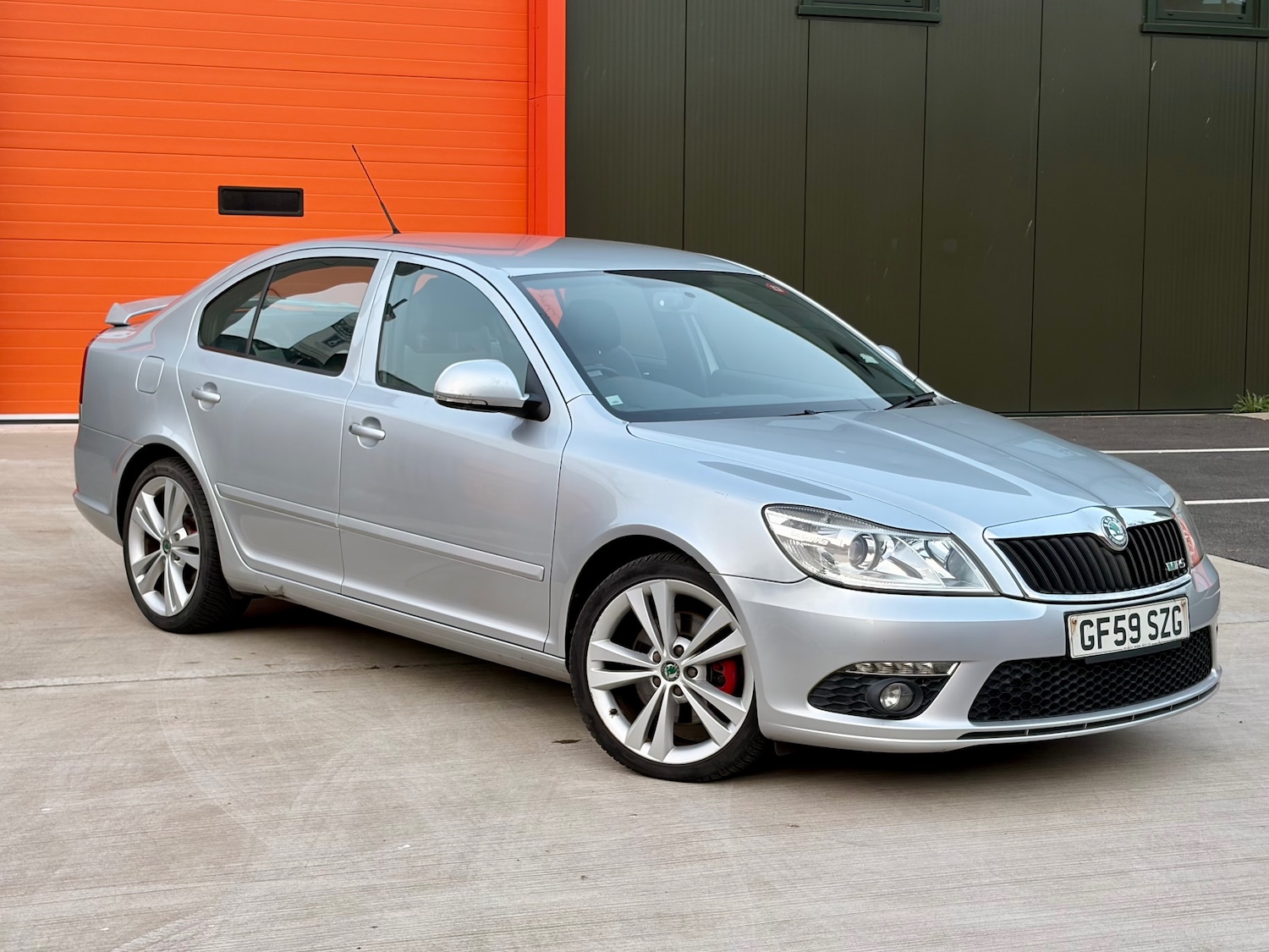 Used Skoda Octavia 2010 for sale - 77776399: Photo 2