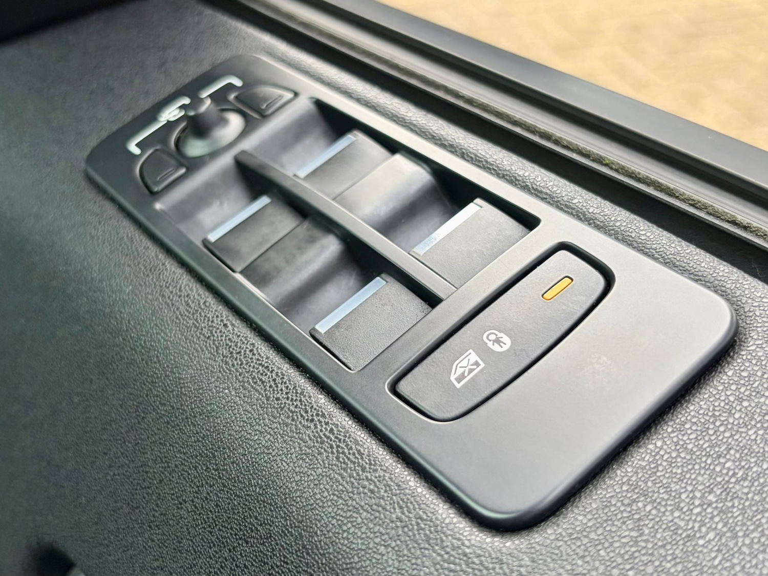 Used Land Rover Discovery Sport 2018 for sale - 76885158: Photo 18