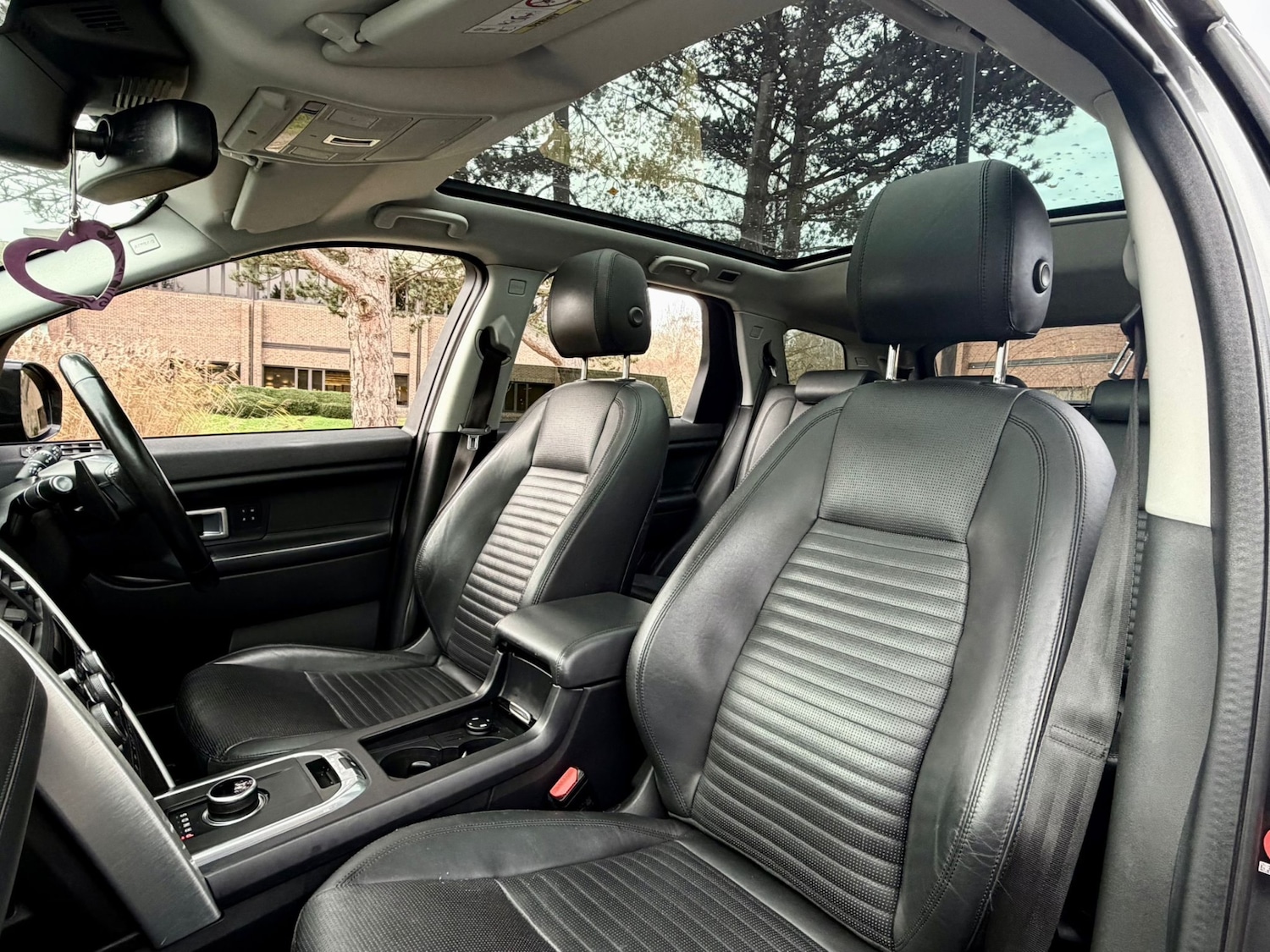 Used Land Rover Discovery Sport 2018 for sale - 76885158: Photo 22