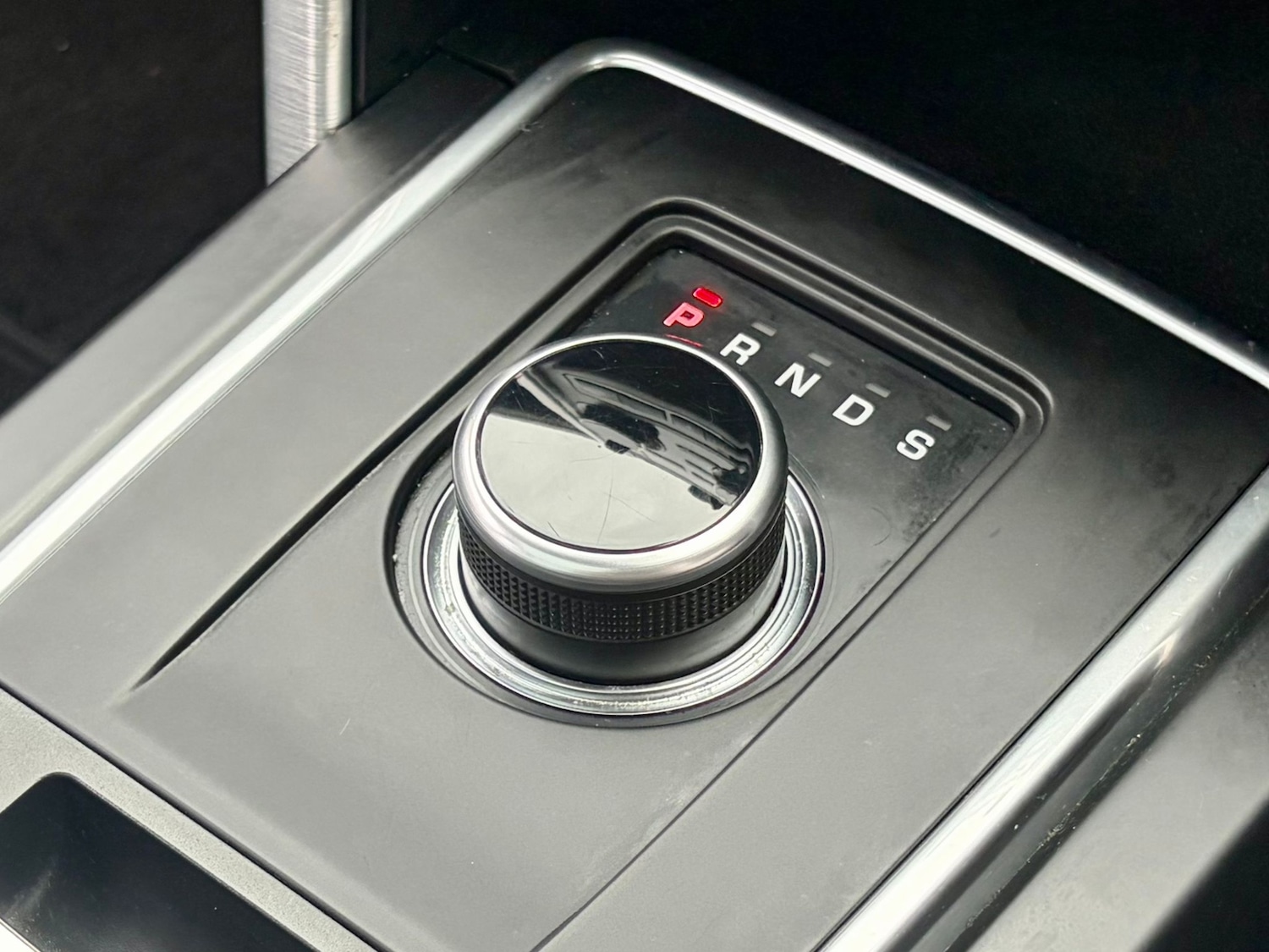 Used Land Rover Discovery Sport 2018 for sale - 76885158: Photo 27