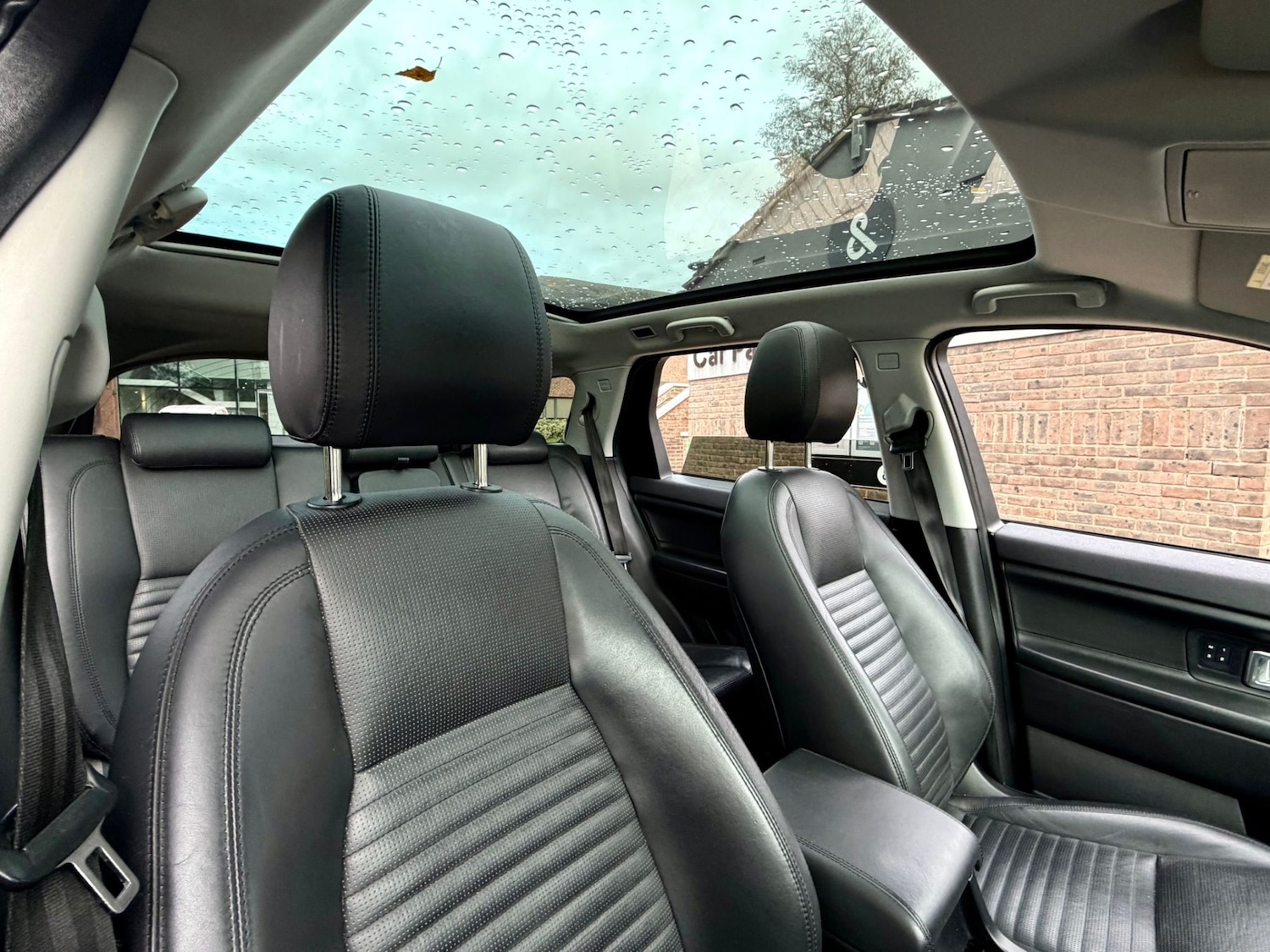 Used Land Rover Discovery Sport 2018 for sale - 76885158: Photo 29