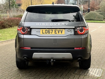 Used Land Rover Discovery Sport 2018 for sale - 76885158: Photo