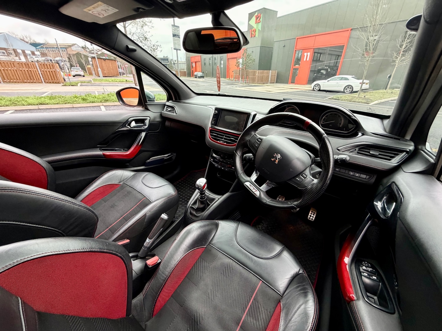 Used Peugeot 208 2016 for sale - 77409189: Photo 17