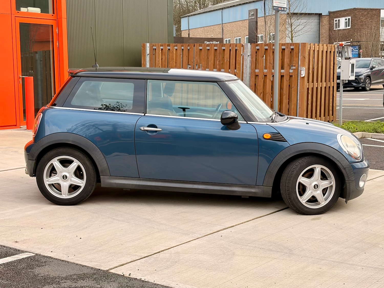 Used MINI Hatch 2011 for sale - 77494916: Photo 3