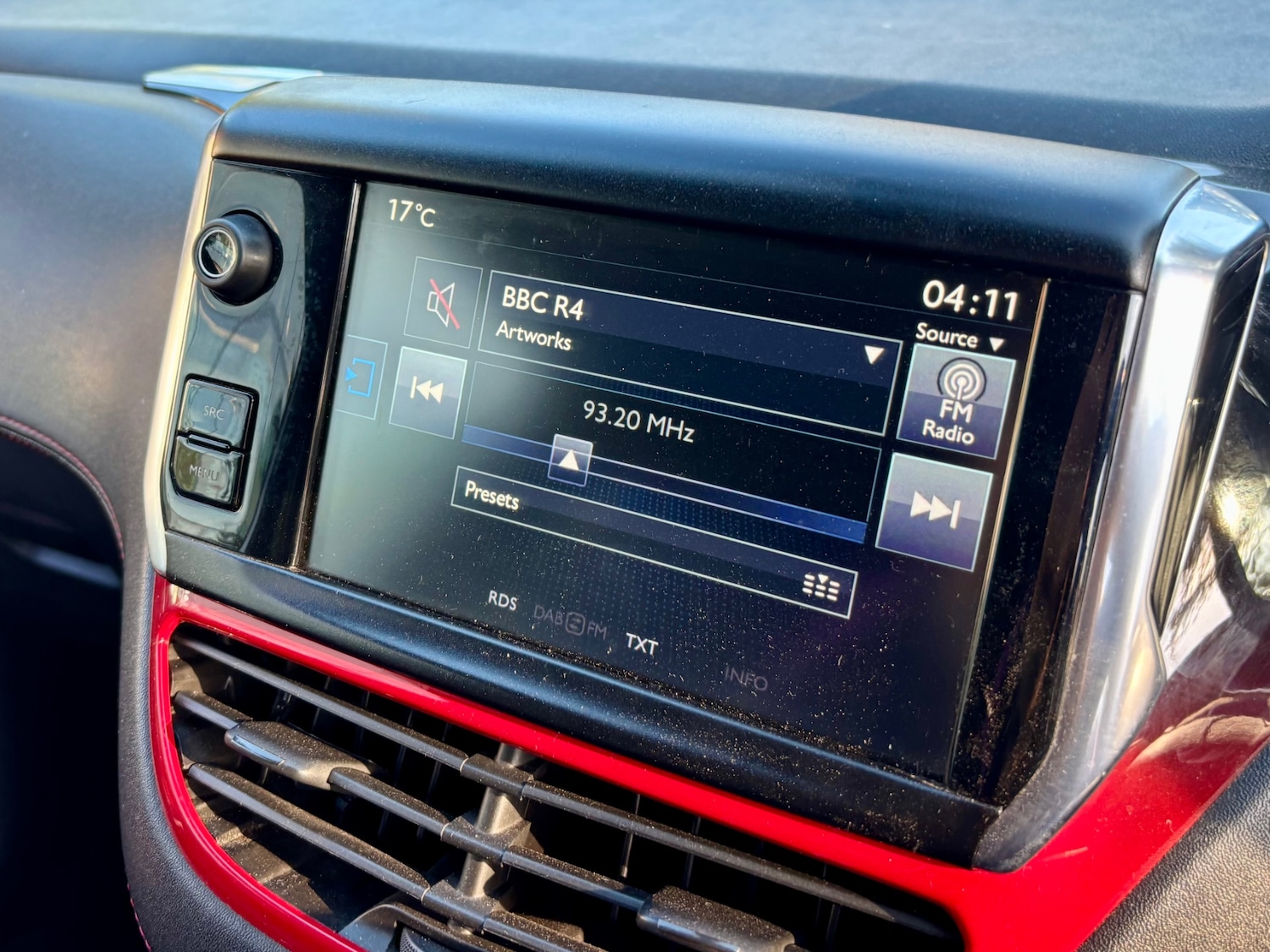 Used Peugeot 208 2014 for sale - 77569797: Photo 28