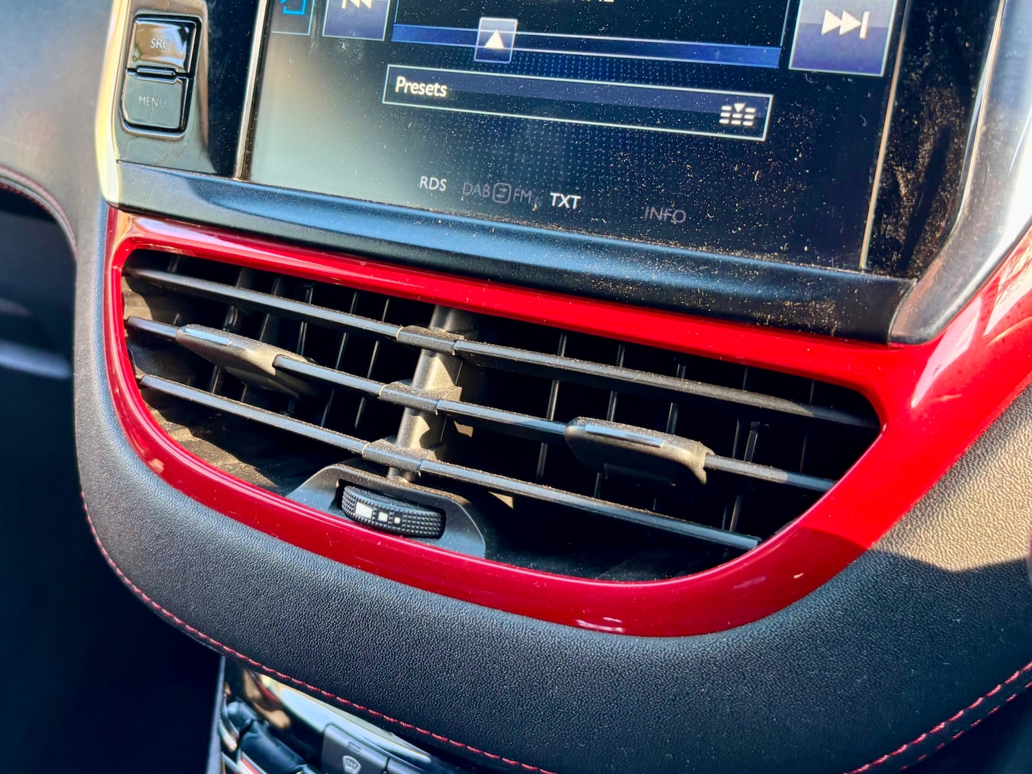 Used Peugeot 208 2014 for sale - 77569797: Photo 30