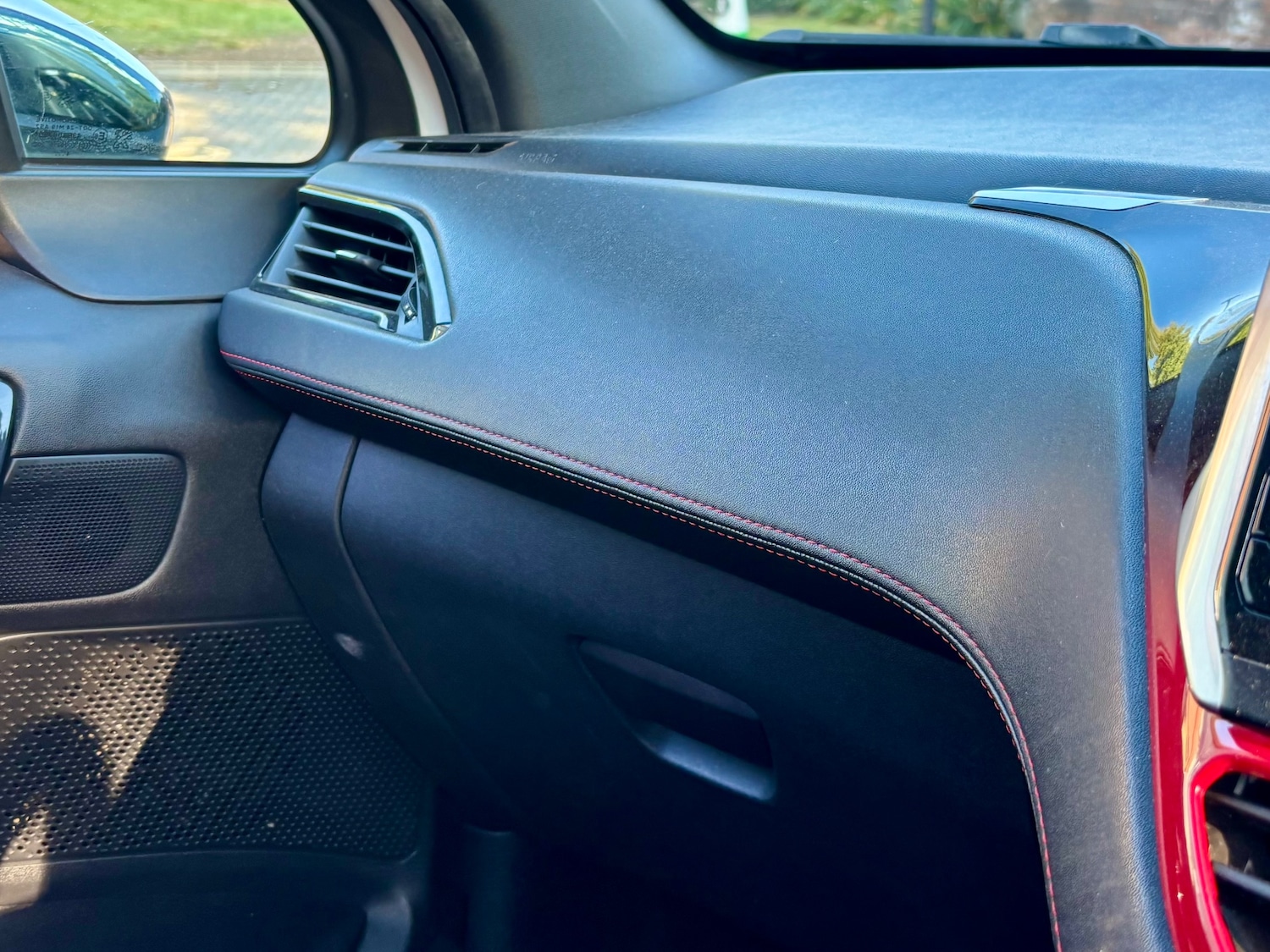 Used Peugeot 208 2014 for sale - 77569797: Photo 33