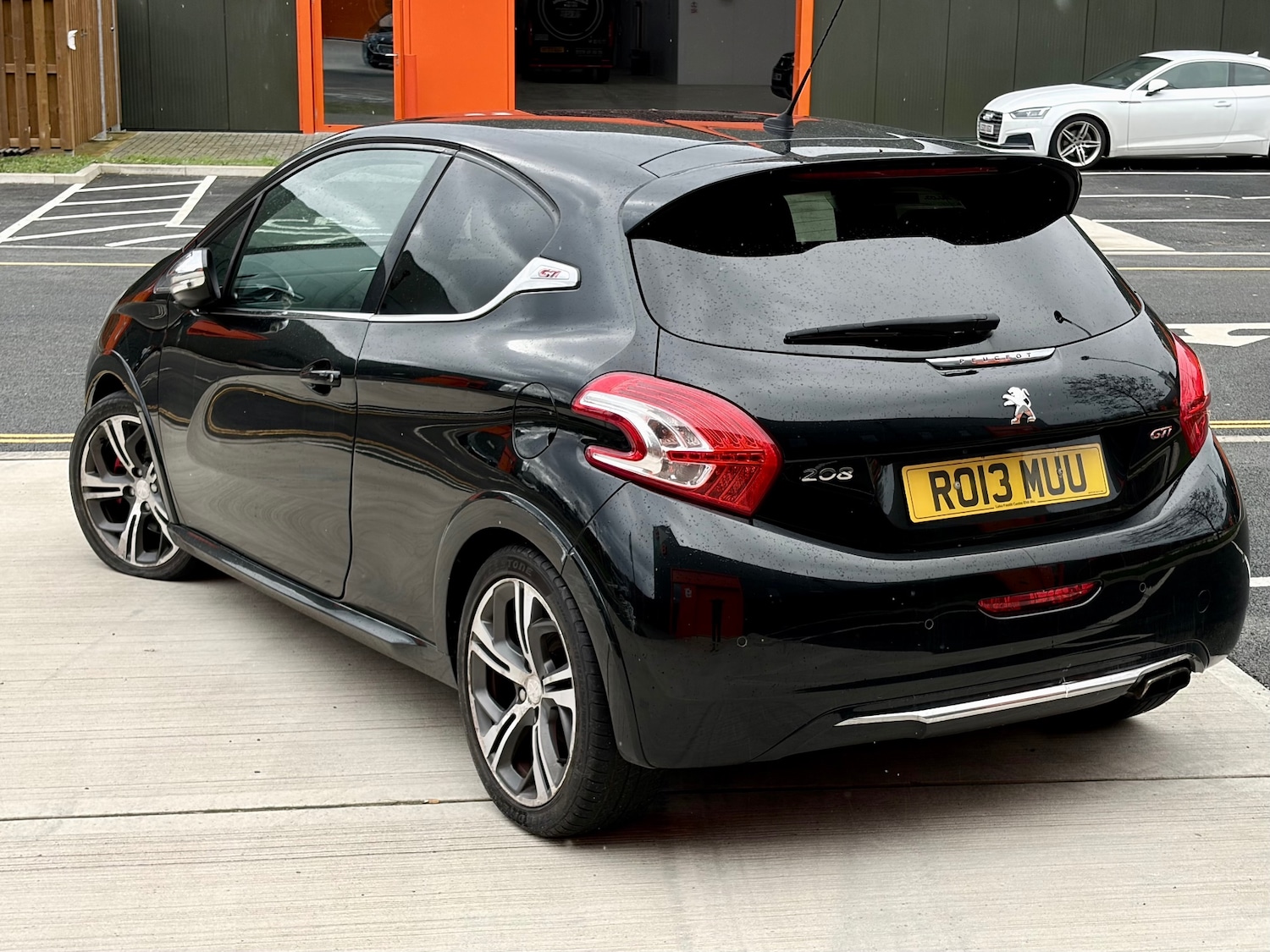 Used Peugeot 208 2014 for sale - 77569797: Photo 5