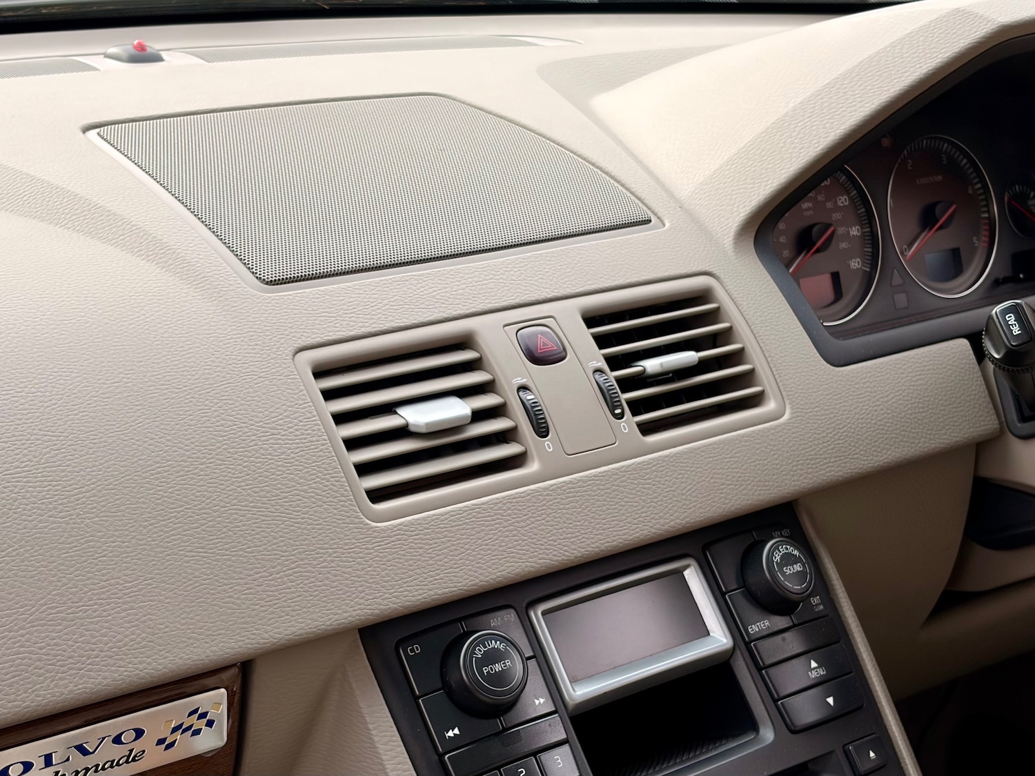 Used Volvo XC90 2006 for sale - 77591085: Photo 34