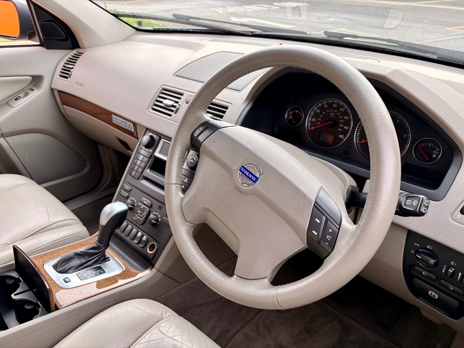 Used Volvo XC90 2006 for sale - 77591085: Photo 38