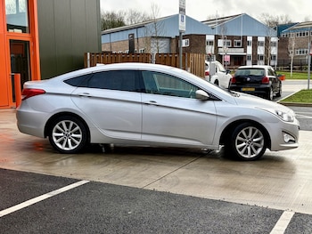 Used Hyundai i40 2014 for sale - 77398516: Photo