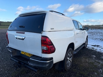 Used Toyota Hilux 2020 for sale - 78688708: Photo