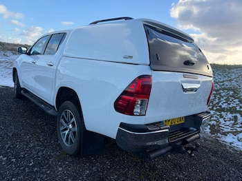 Used Toyota Hilux 2020 for sale - 78688708: Photo