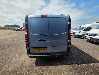 Used Vauxhall Vivaro 2018 for sale - 79259285: Photo
