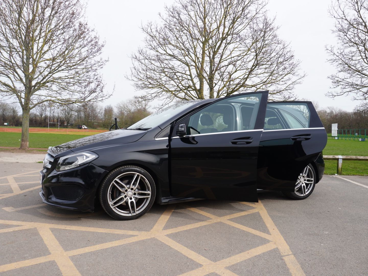 Used Mercedes-Benz B Class 2016 for sale - 77971932: Photo 11