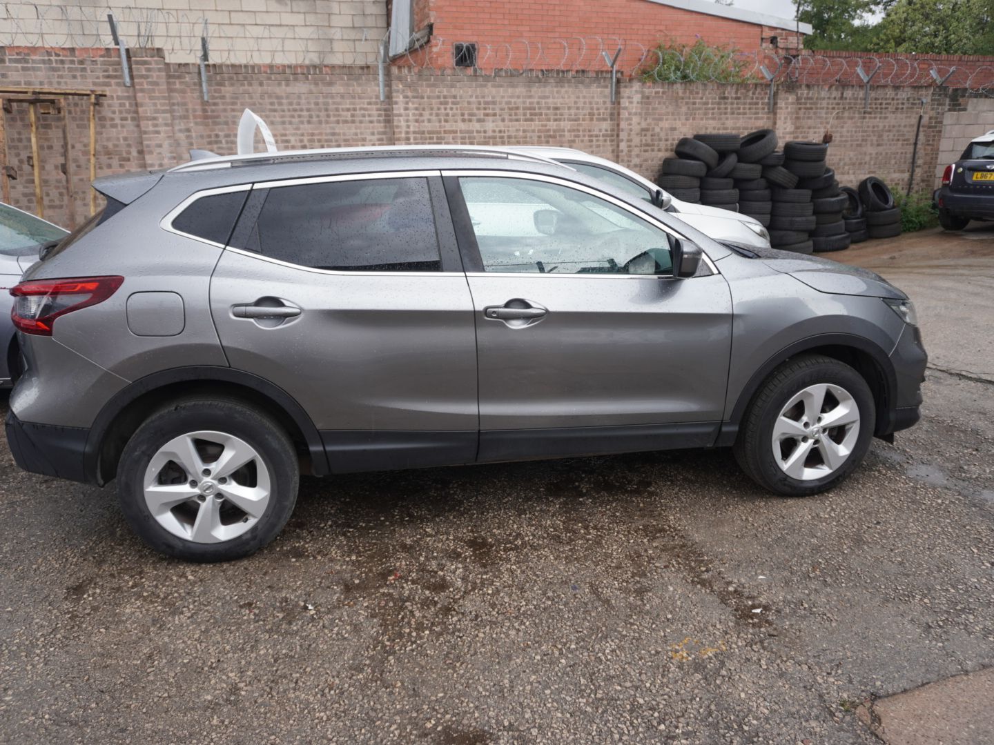 Used Nissan Qashqai 2017 for sale - 76745471: Photo 4