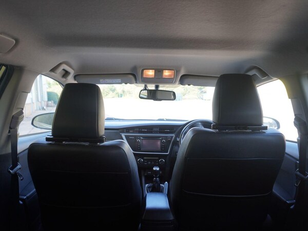 Used Toyota Auris 2014 for sale - 76310068: Photo 29