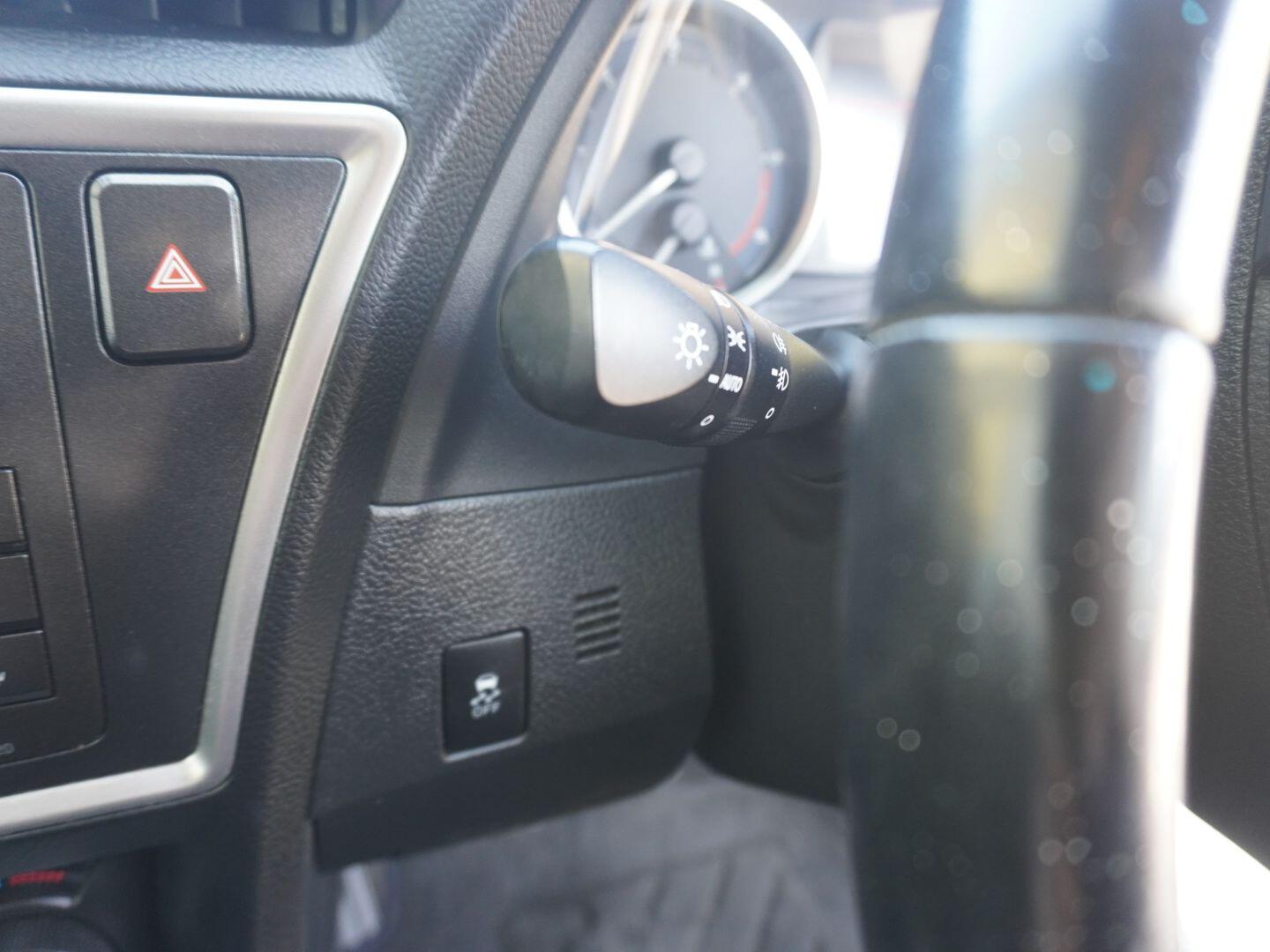 Used Toyota Auris 2014 for sale - 76310068: Photo 32