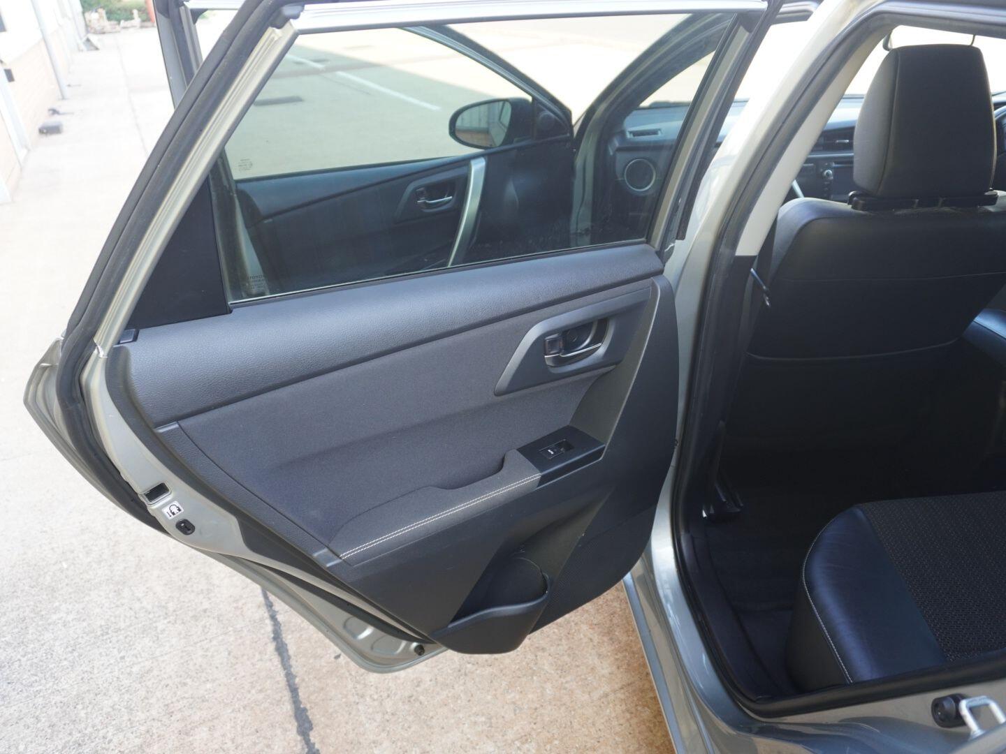 Used Toyota Auris 2014 for sale - 76310068: Photo 43