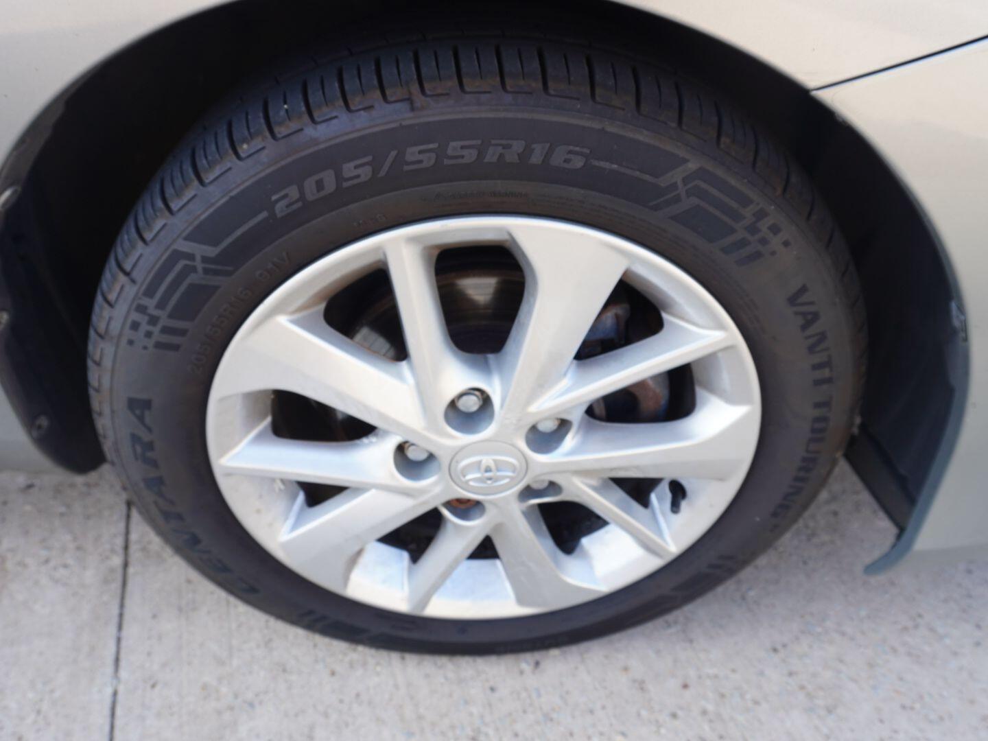 Used Toyota Auris 2014 for sale - 76310068: Photo 45