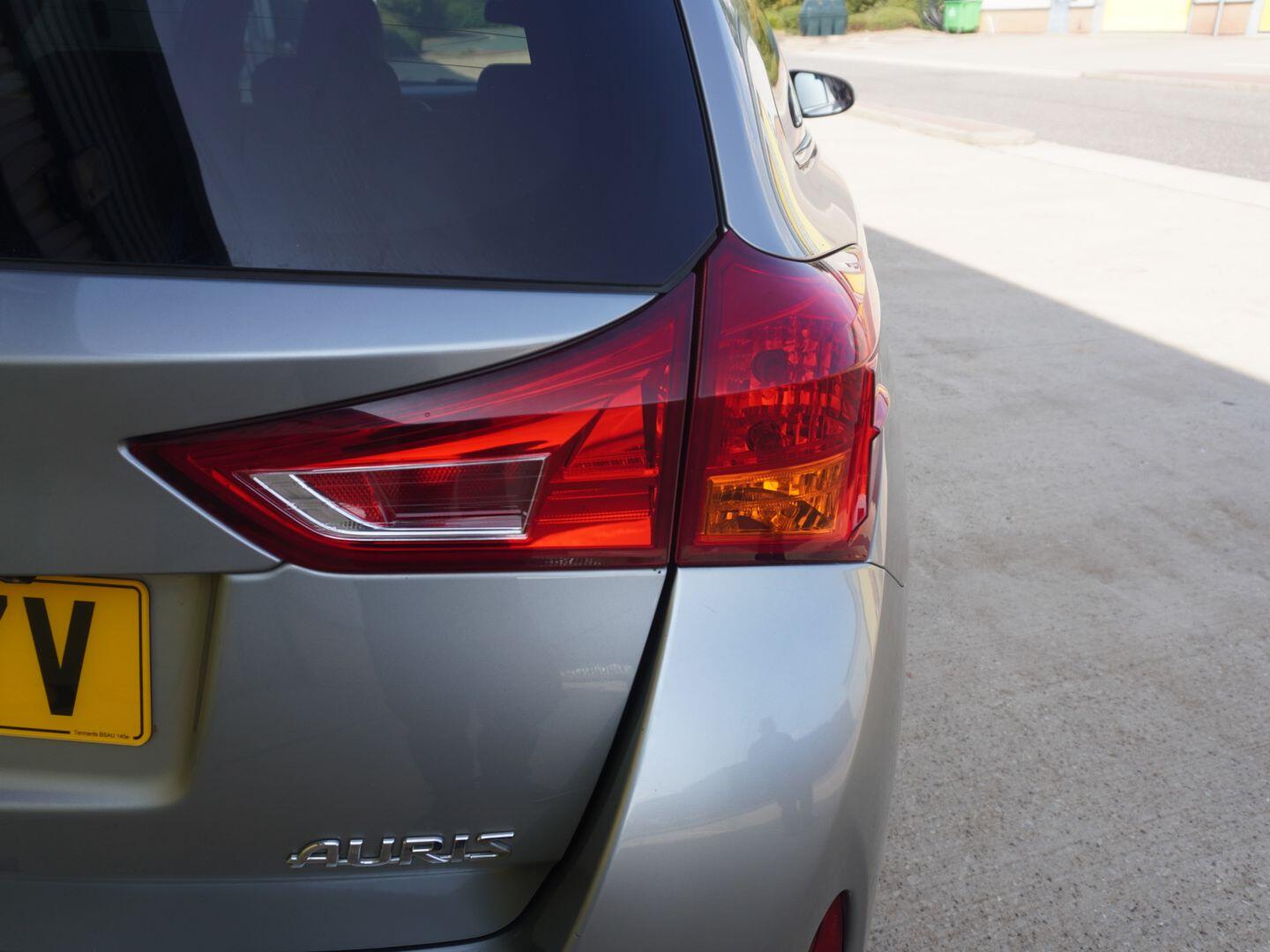 Used Toyota Auris 2014 for sale - 76310068: Photo 58