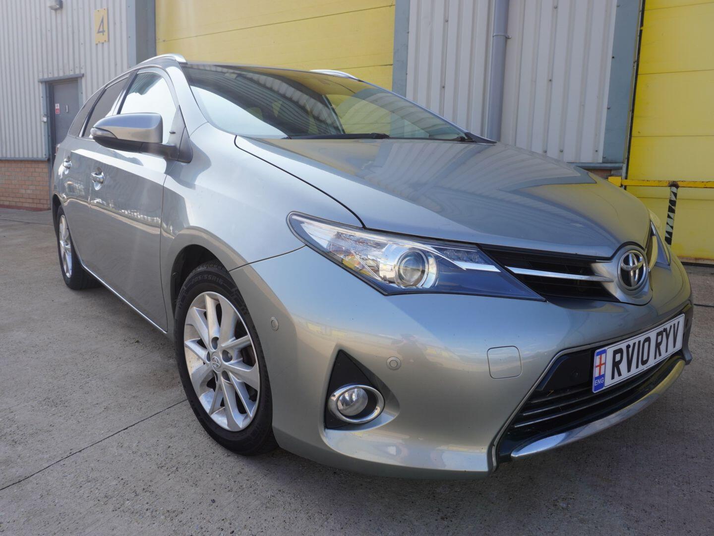 Used Toyota Auris 2014 for sale - 76310068: Photo 6