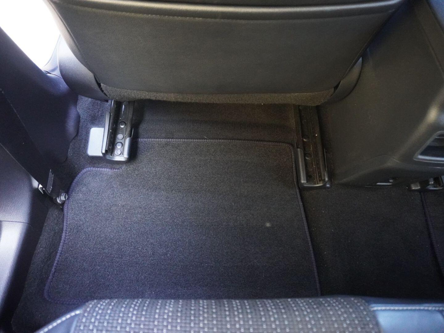 Used Toyota Auris 2014 for sale - 76310068: Photo 60