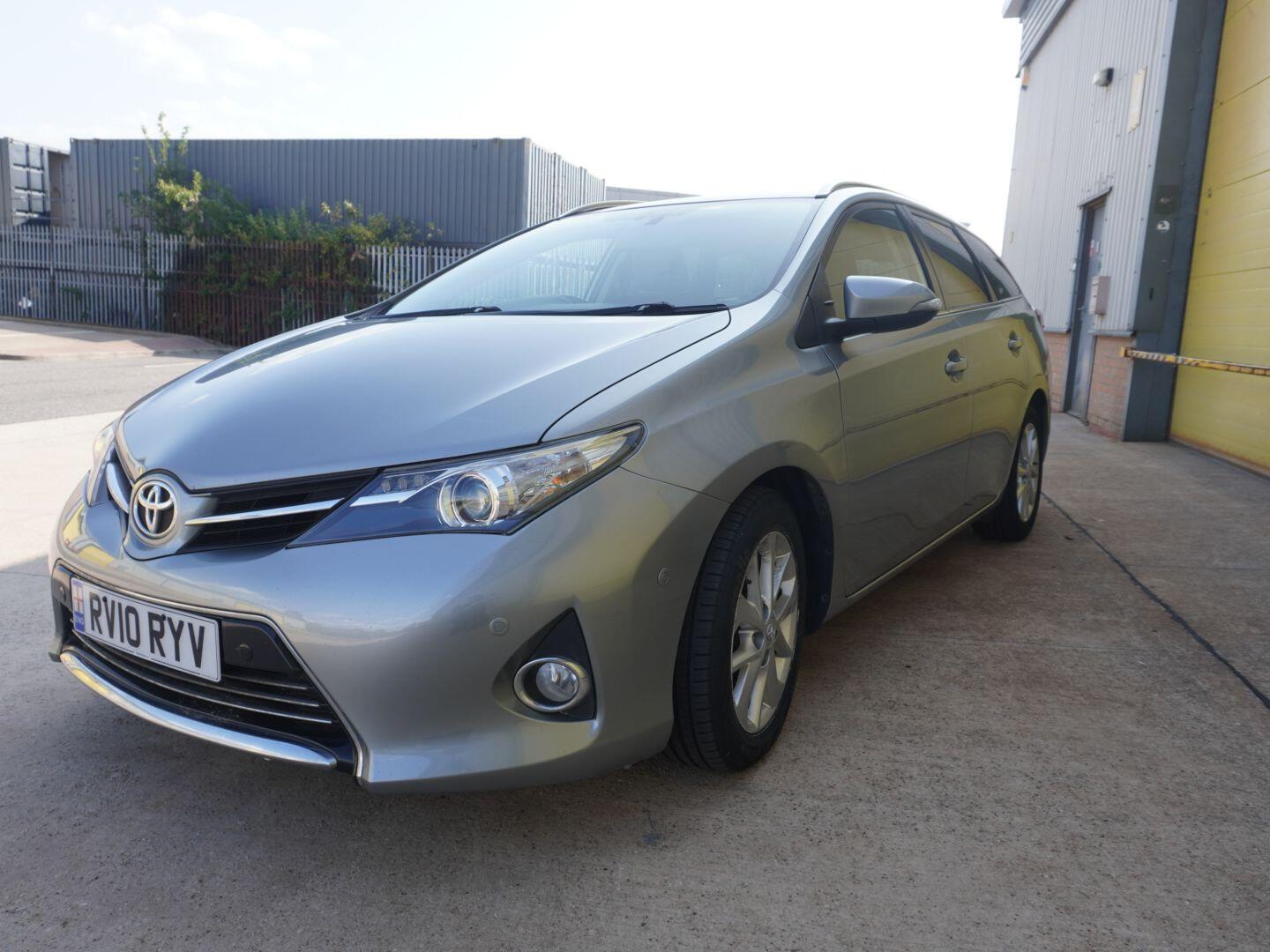 Used Toyota Auris 2014 for sale - 76310068: Photo 9