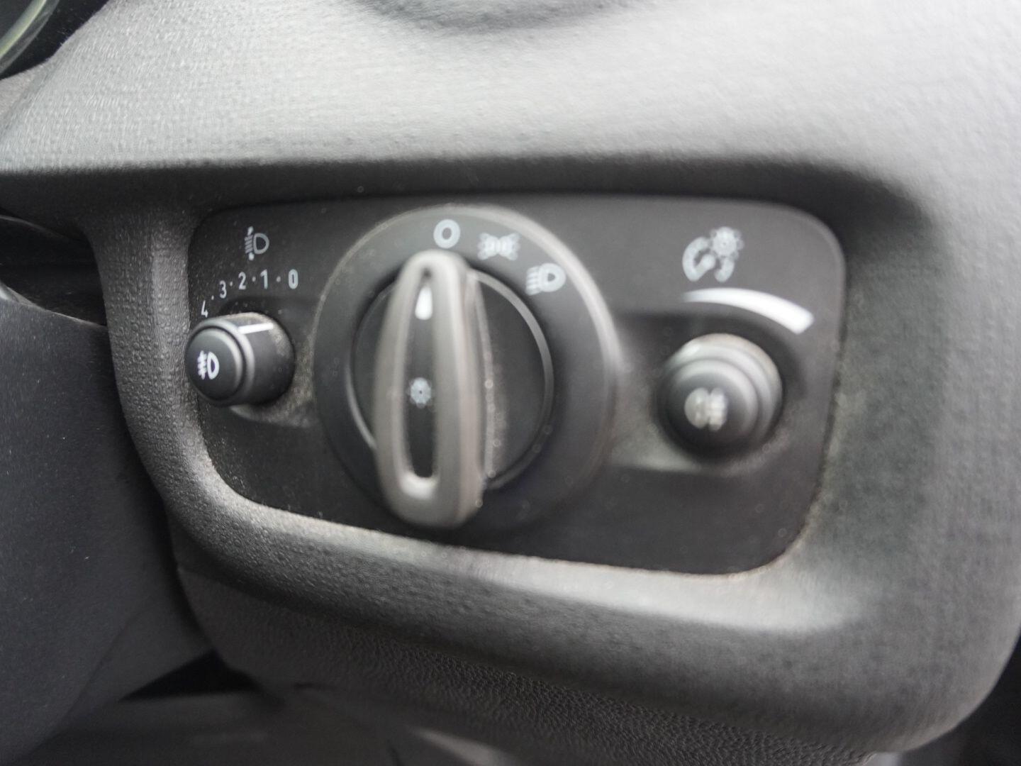 Used Ford Fiesta 2016 for sale - 76310086: Photo 29