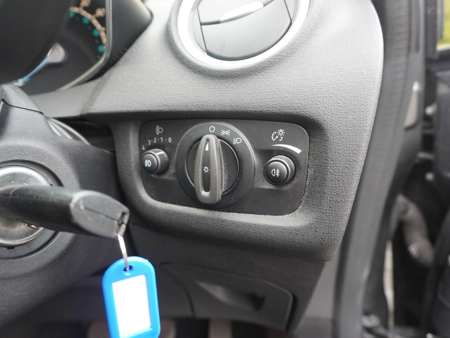 Used Ford Fiesta 2016 for sale - 76310086: Photo 30