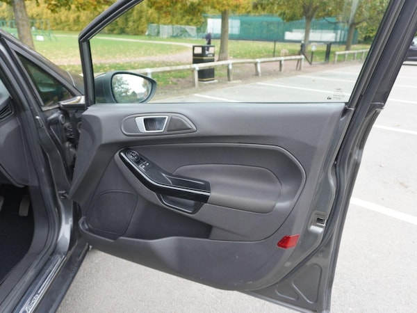 Used Ford Fiesta 2016 for sale - 76310086: Photo 34