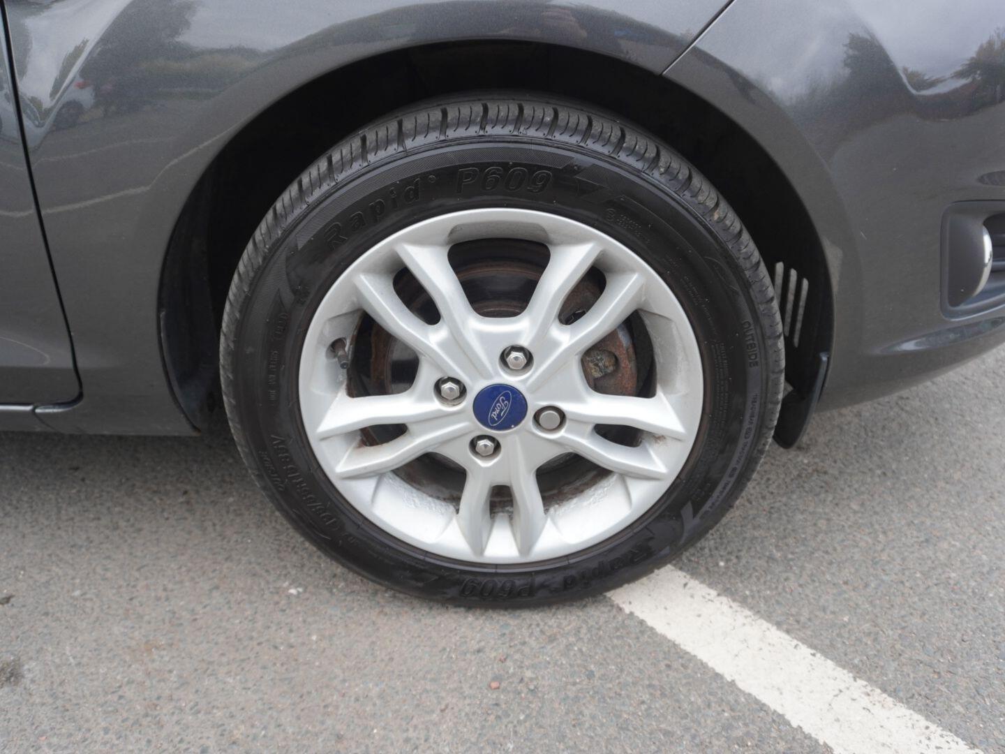 Used Ford Fiesta 2016 for sale - 76310086: Photo 39