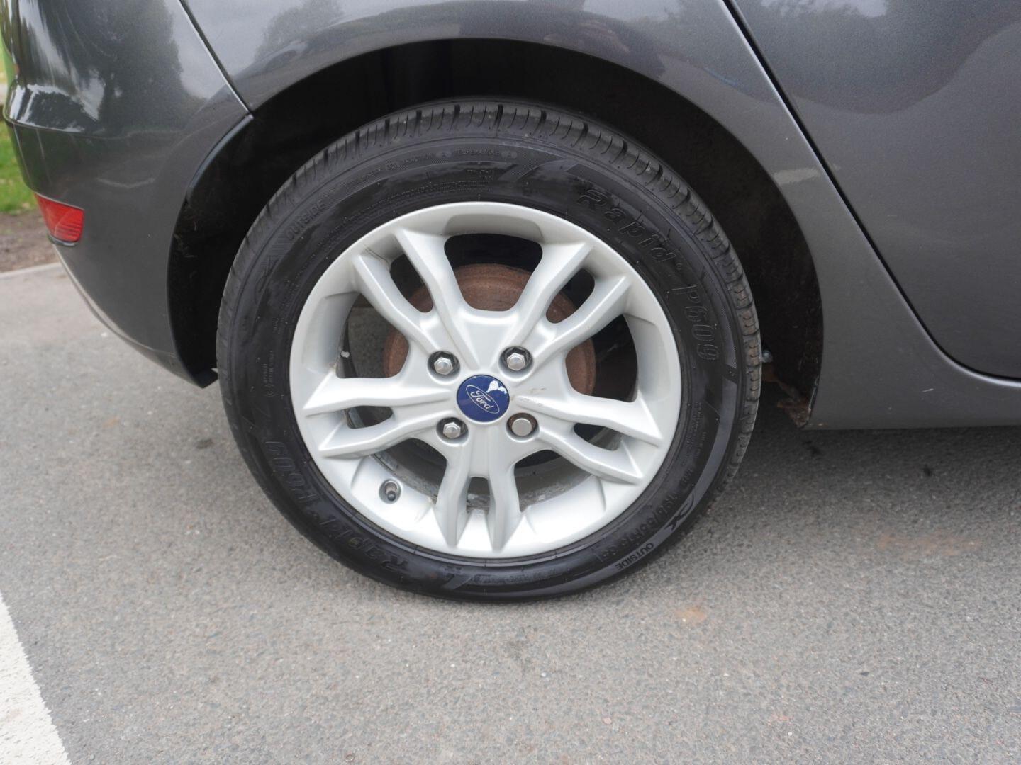 Used Ford Fiesta 2016 for sale - 76310086: Photo 41